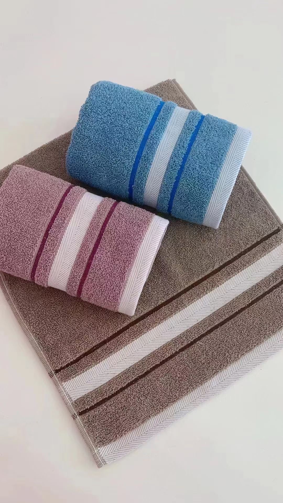 Face Towel with Sateen