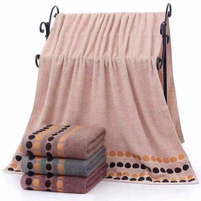 Bath Towel with Sateen-Dots