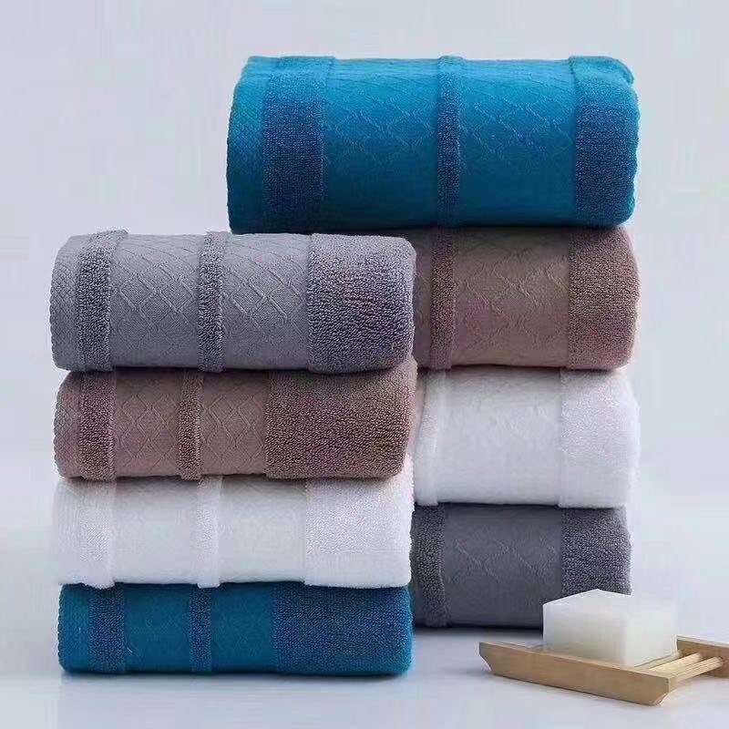 Bath Towel Set with Two Sateens 
